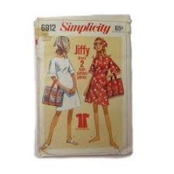 6912 Simplicity 1966 Simple Sew Junior Short Sleeve Jiffy Dress, Scarf, Bag Pattern 11 Jr 31.5b Uncut